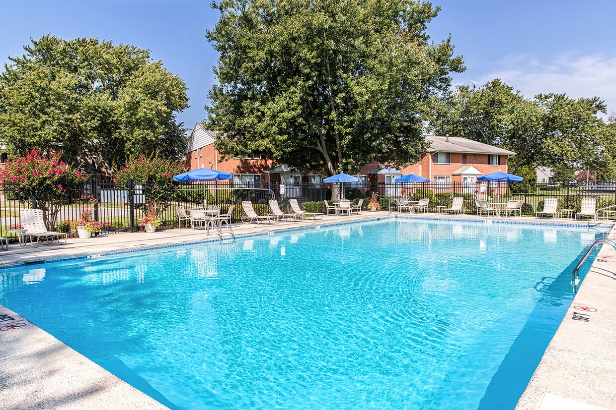 Homestead Gardens Apartments 1 Garden Pl Spring Lake, NJ Apartments