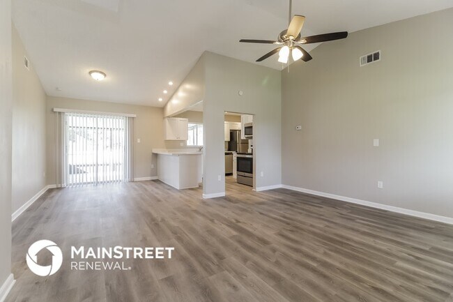 Building Photo - 810 Amidon St