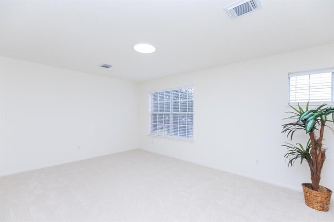 Building Photo - 16626 Pademelon Dr