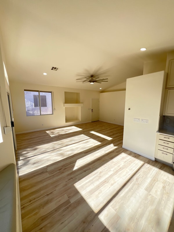 Building Photo - 2493 W Richmar Ave