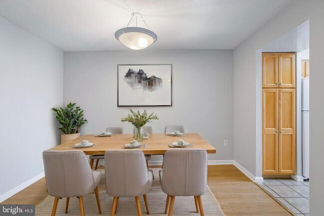 Foto del edificio - 4500 S Four Mile Run Dr