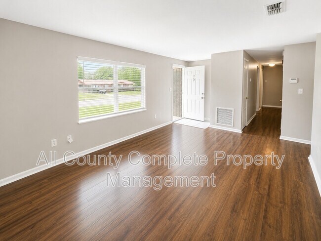 Foto del edificio - 10881 Key Coral Dr