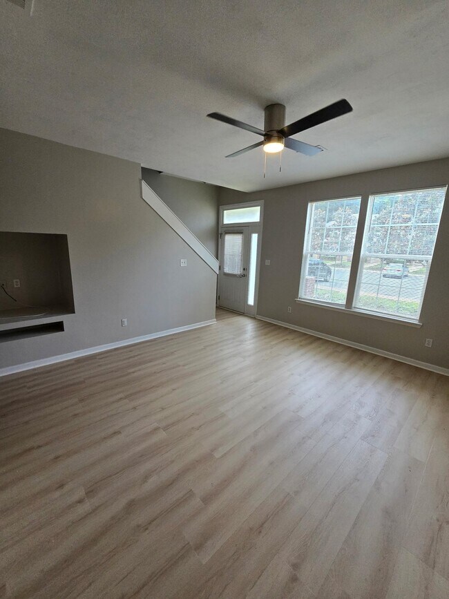 Foto del edificio - 3400 Old Bainbridge Rd