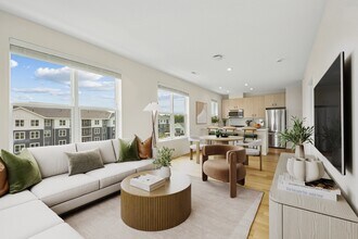 Building Photo - Alta Oak and Pine