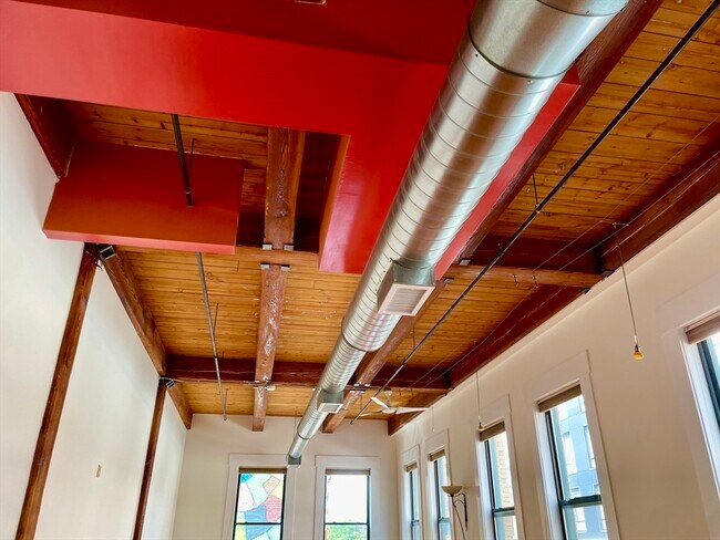 Foto del edificio - 49 Munroe St