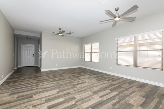 Foto del edificio - 13856 W Ironwood St