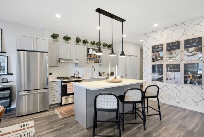 Foto principal - 1850 Green Bay Rd