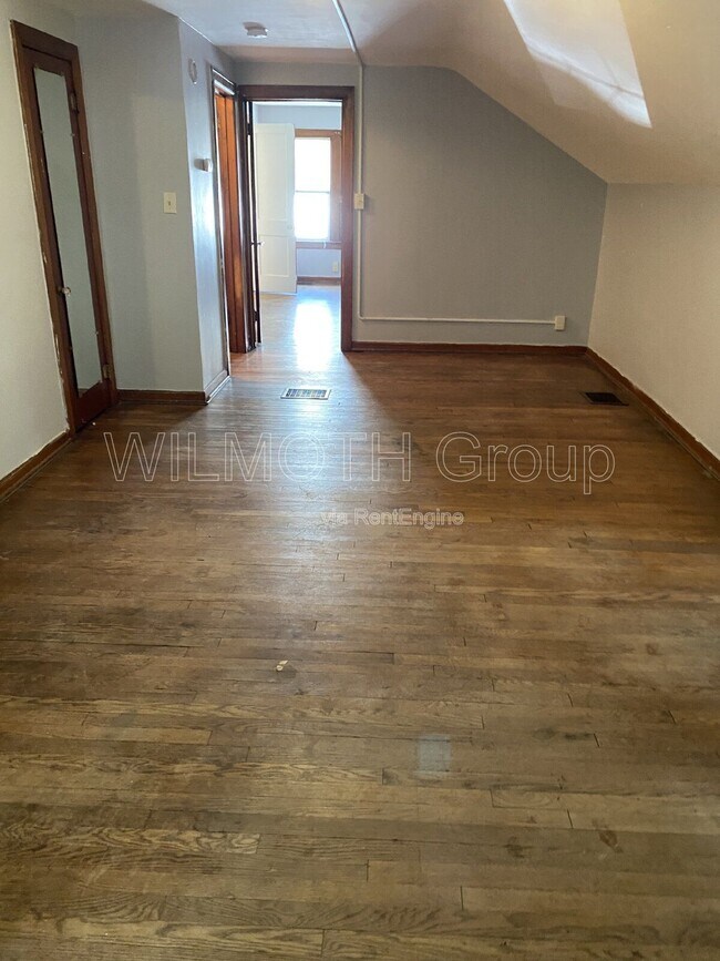Foto del edificio - 309.5 Central Ave