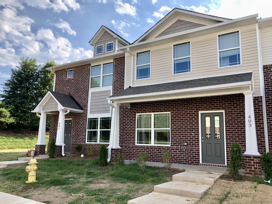 Foto principal - 403 Falls Pointe
