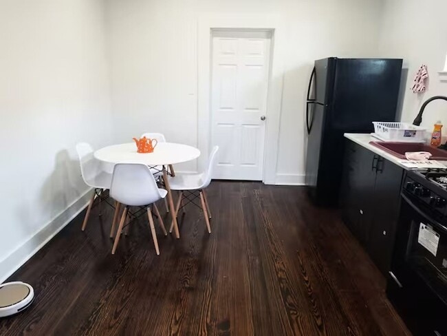 Foto del edificio - Charming 1BR Townhome in New Orleans