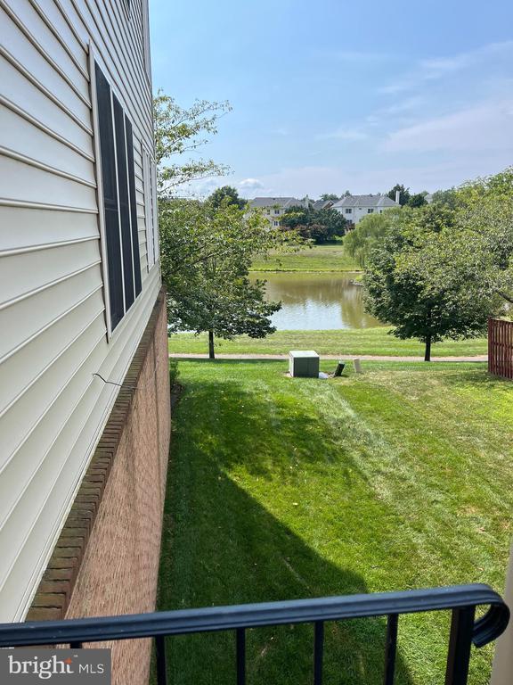 Building Photo - 22629 Upperville Heights Square