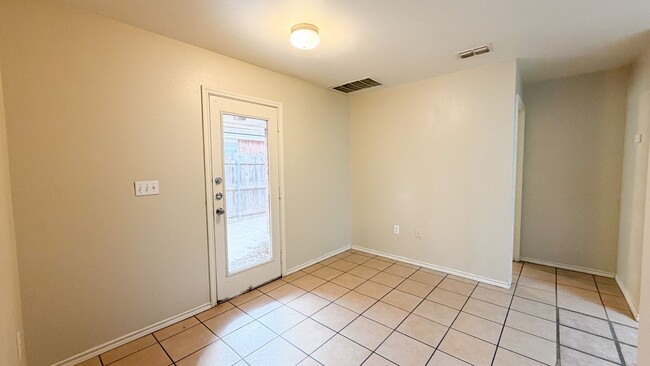 Foto del edificio - 517 N Brentwood Ave