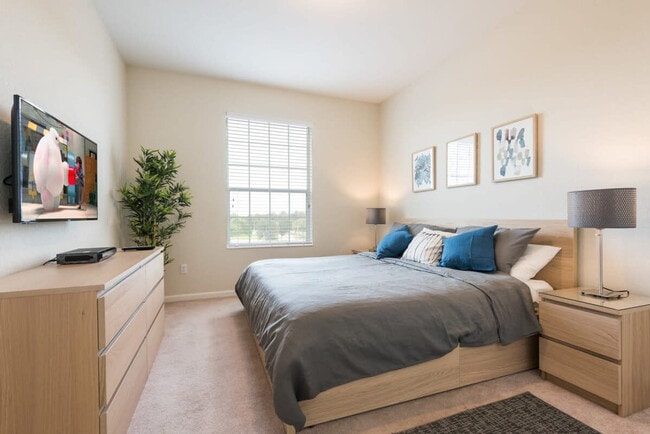 Building Photo - 4102 Breakview Dr