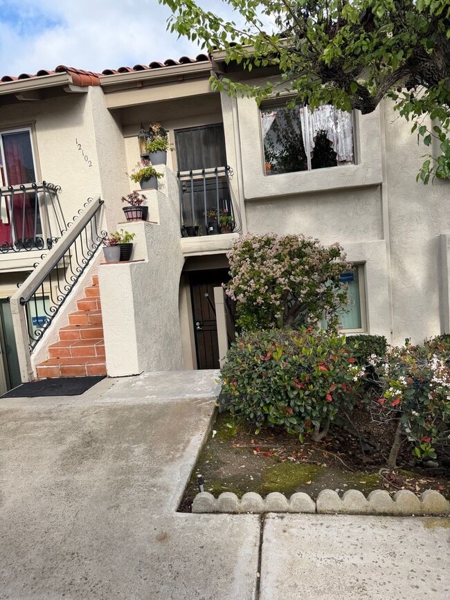 Building Photo - 12098 Caminito Campana