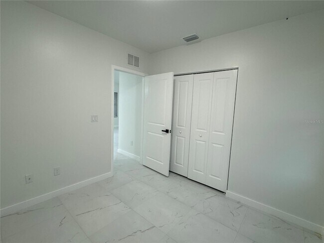 Foto del edificio - 1775 Glenway Ct