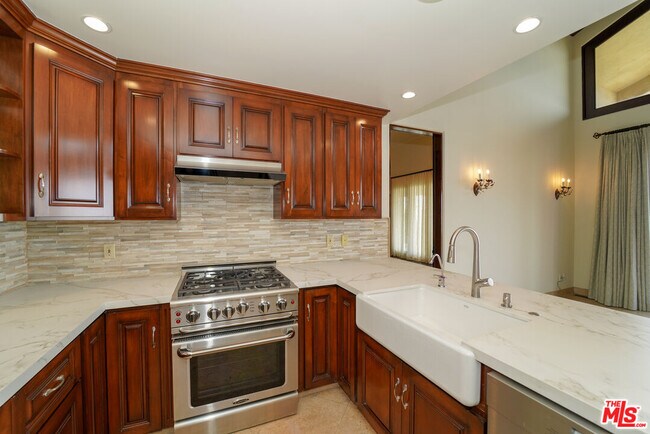 Building Photo - 3775 Puerco Canyon Rd