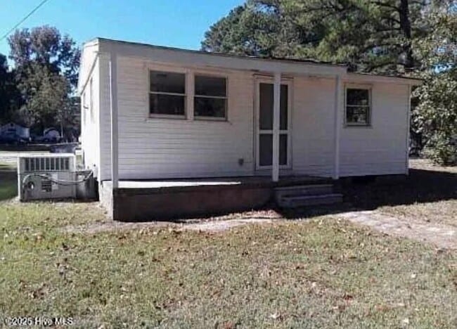 Building Photo - 313 Jacobs St