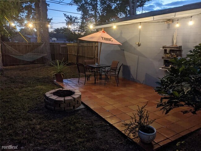 Foto del edificio - 2 br, 1 bath House - 4434 14th Ave S