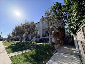 Building Photo - 3134 W 145th St