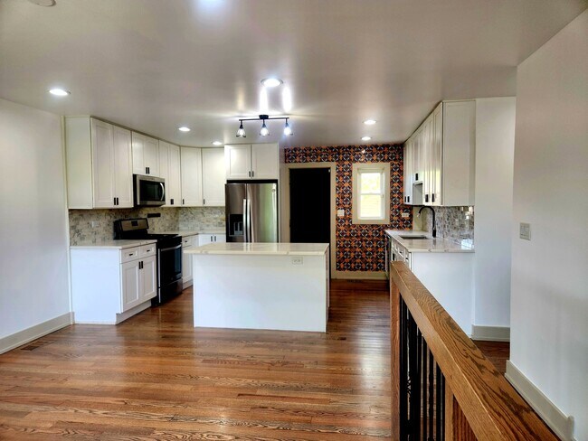 Foto del edificio - 3601 W 123rd Pl