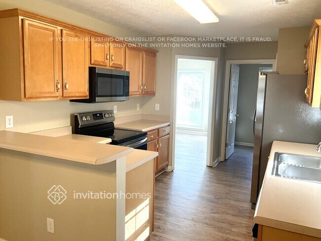 Building Photo - 174 Valleyside Dr