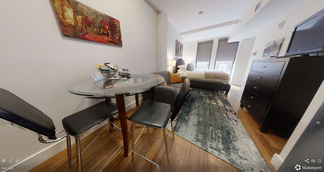 Building Photo - 10 Winter St