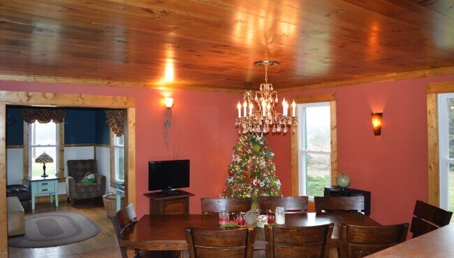 Foto del edificio - 2889 Bailey Rd