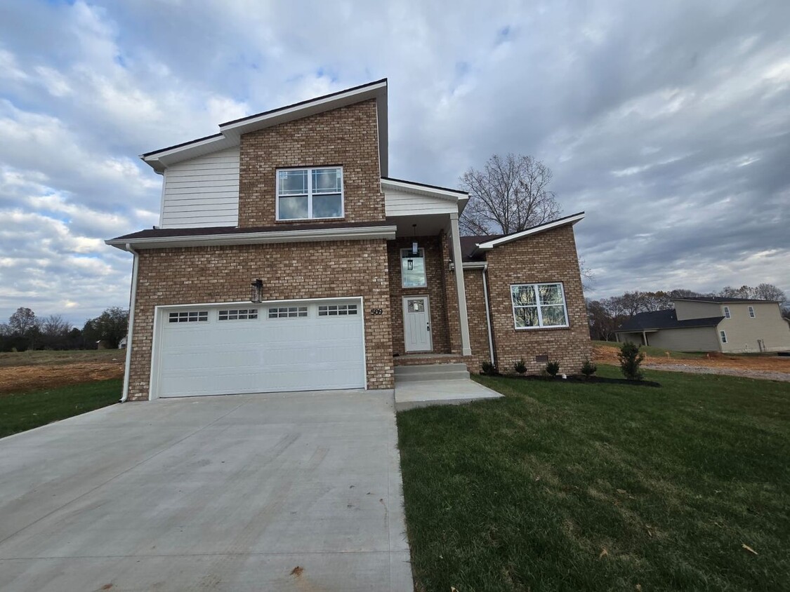 Foto principal - Jasper New Construction Floor Plan for Rent