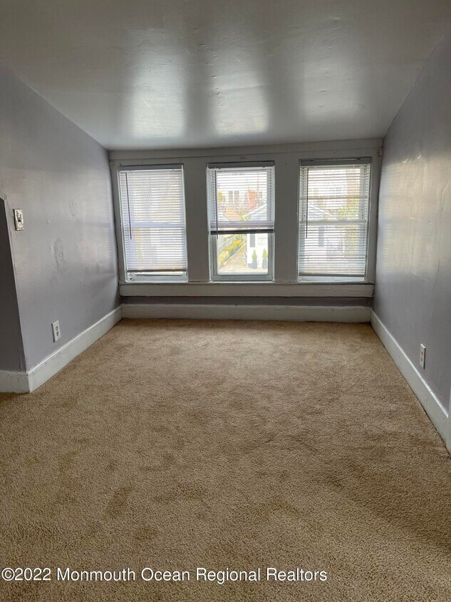 Building Photo - 140 Seabreeze Way