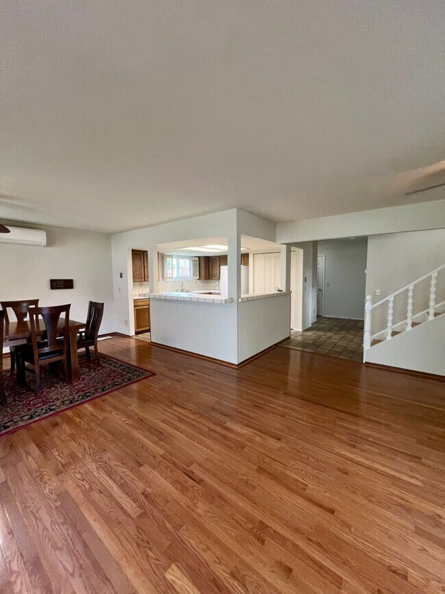 Foto del edificio - Come Check out this Lovely 3 Bedroom 2 bat...