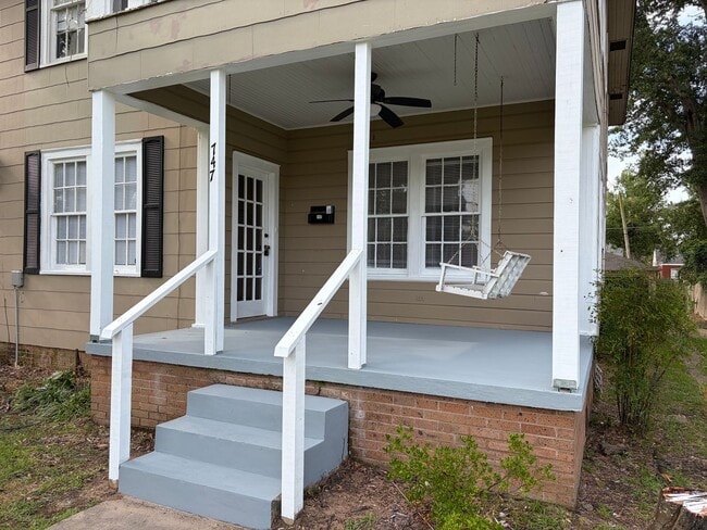 Building Photo - 2BR South Highlands Apt by Byrd High School - Downstairs Unit