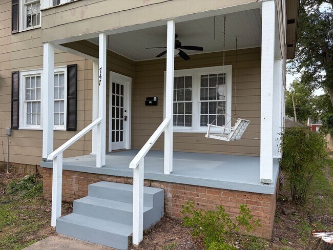 Foto del edificio - 2BR South Highlands Apt by Byrd High School - Downstairs Unit