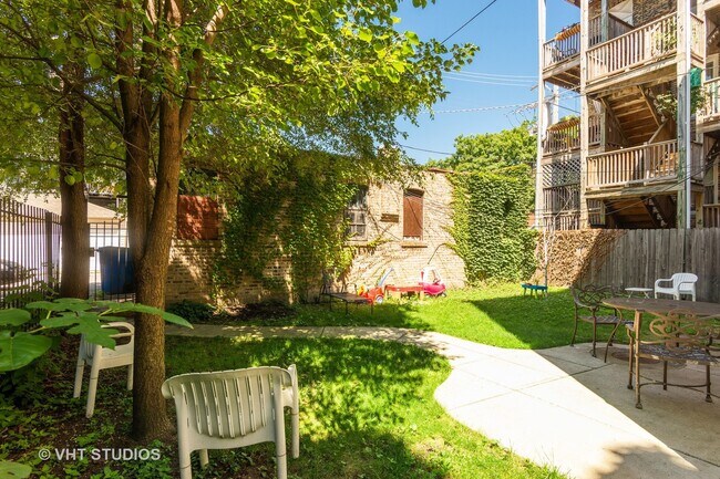 Foto del edificio - 6220 N Wayne Ave