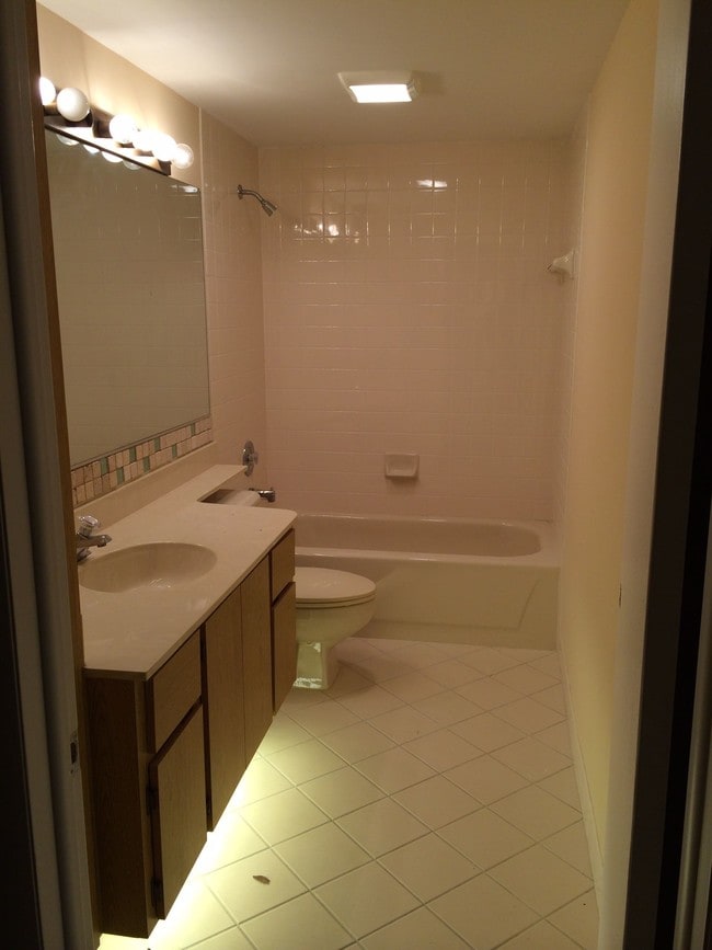 Building Photo - 8008 80th Way