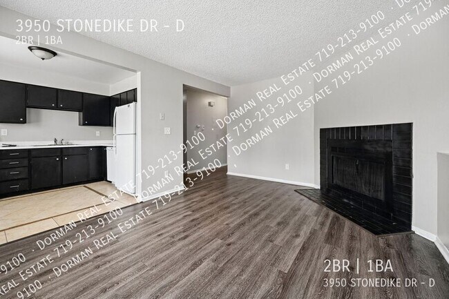 Foto del edificio - 3950 Stonedike Dr