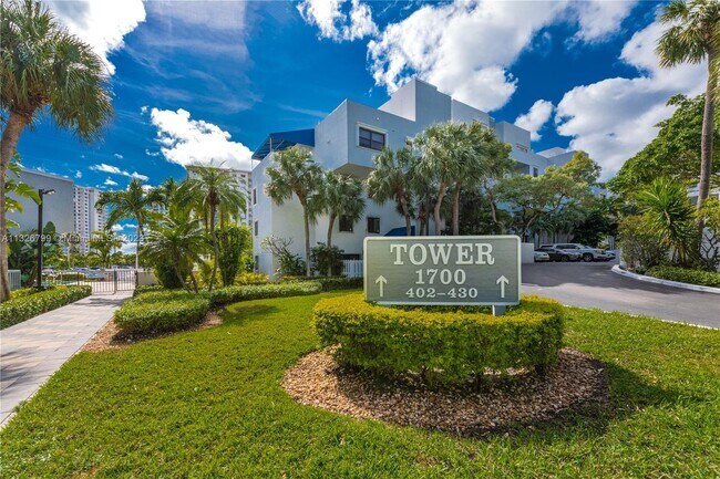 Foto del edificio - 408 Poinciana Island Dr