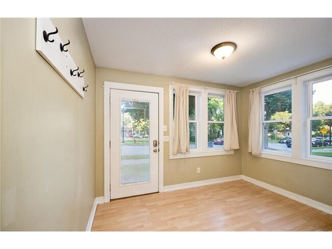 Foto del edificio - 2327 Cole Ave SE