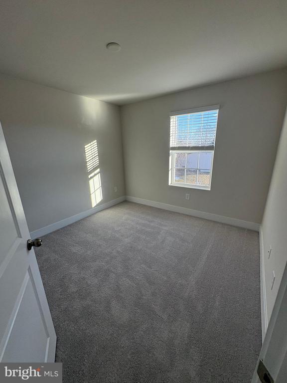 Building Photo - 1744 Water Xing Rd