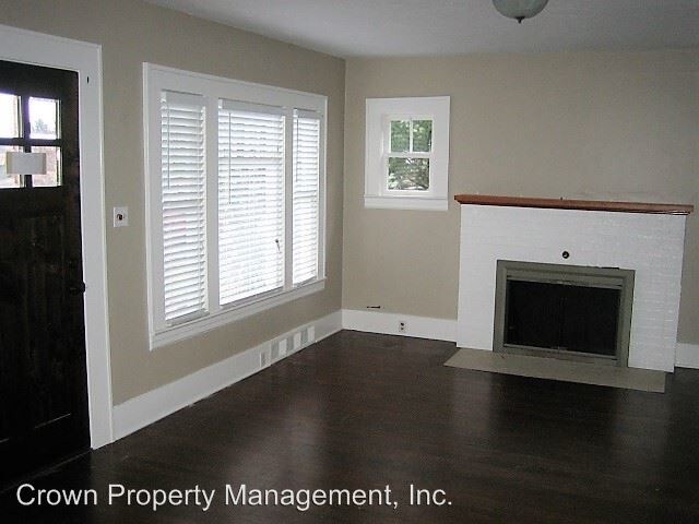 Building Photo - 3 br, 1 bath House - 1855 Commercial St SE