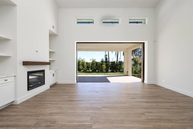 Foto principal - 14827 Rancho Santa Fe Farms Rd