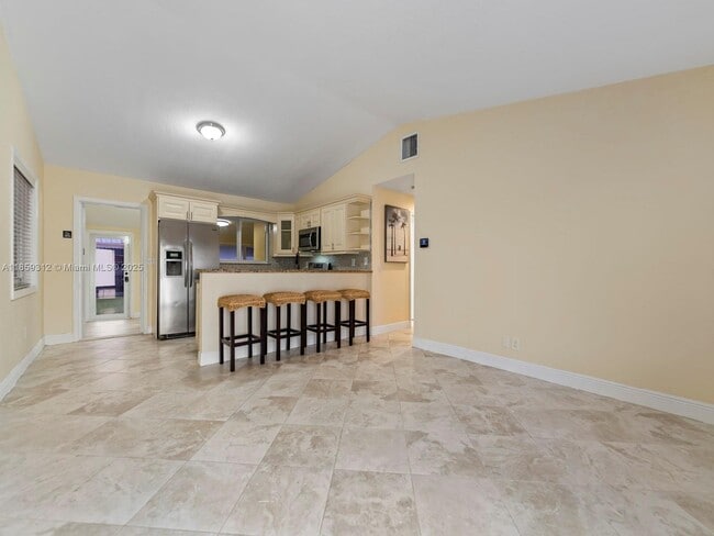 Building Photo - 42 Bonefish Ave