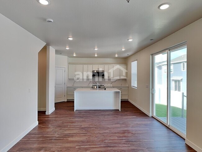 Foto del edificio - 8973 S John Annie Ln