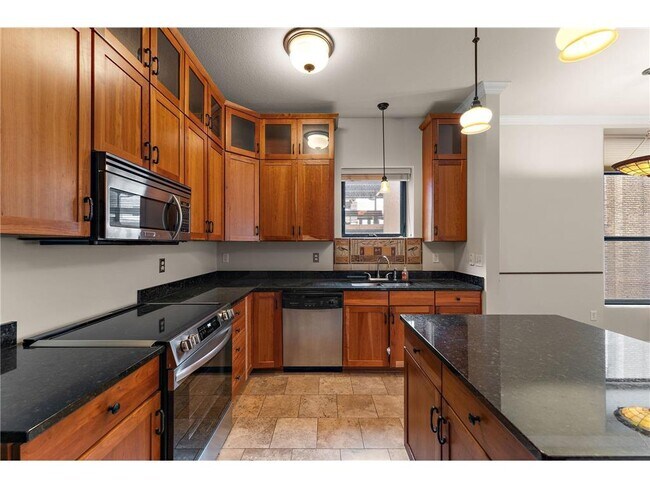 Foto del edificio - 270 4th St E