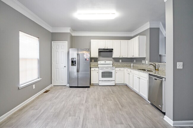 Foto del edificio - 2217 Landing Walk Dr