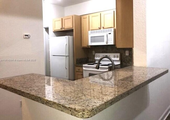 Foto del edificio - 6001 SW 70th St