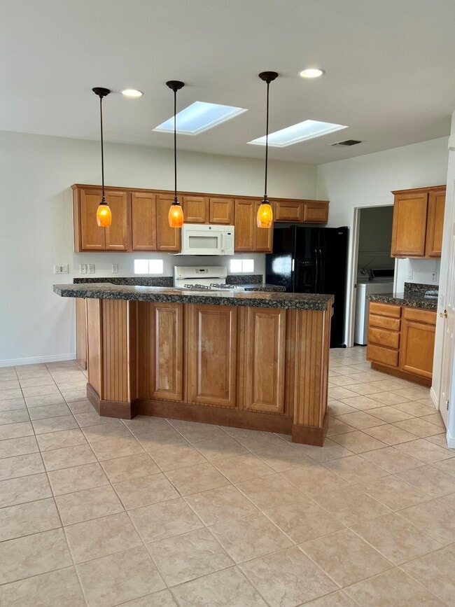Building Photo - 78995 Spirito Ct