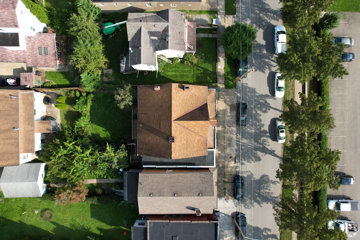 Aerial Photo - 671 5th St