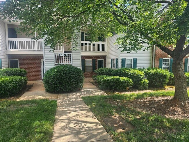 Building Photo - 1523 Bulon Drive