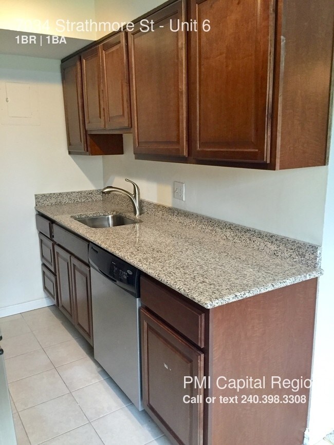 Foto del edificio - 7034 Strathmore St