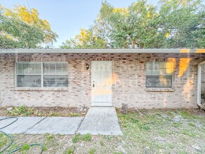Building Photo - 4819 Fernery Ln